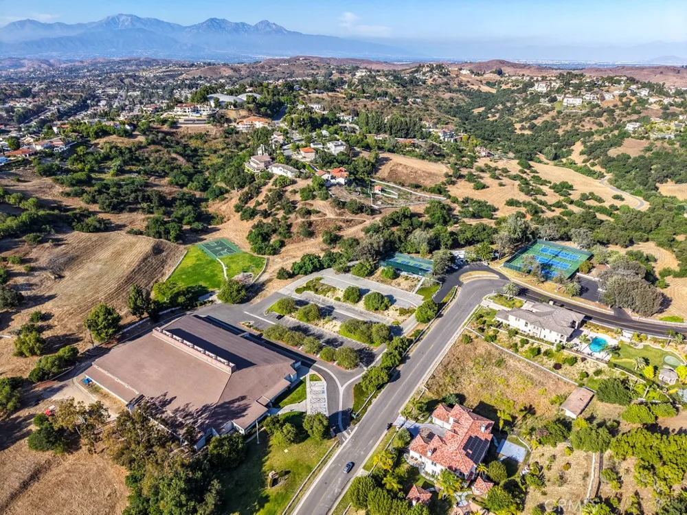 1736 Derringer Lane Diamond Bar, CA 91765