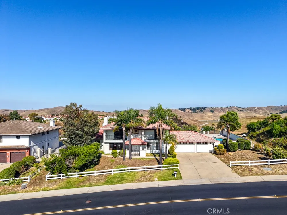 1736 Derringer Lane Diamond Bar, CA 91765