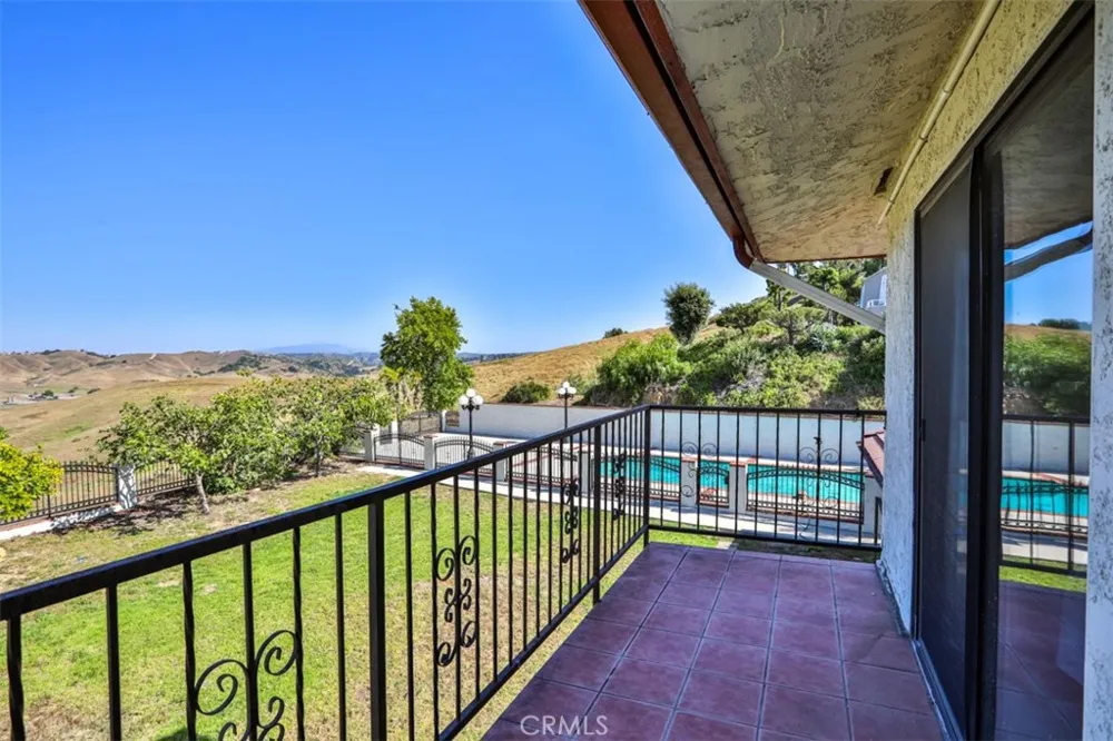 1736 Derringer Lane Diamond Bar, CA 91765