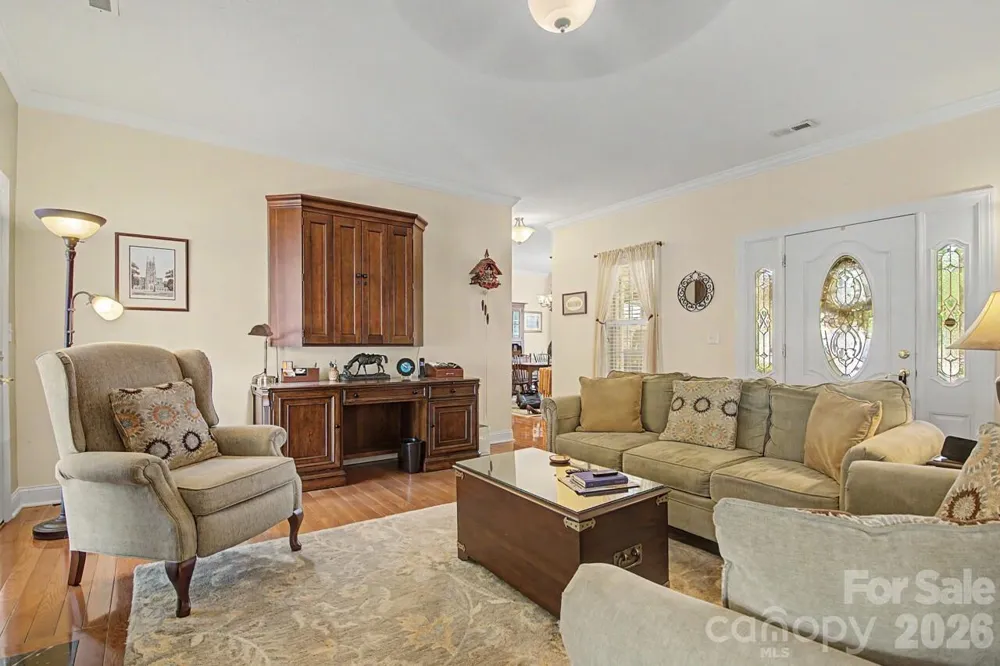 606 Carriage Commons Drive Hendersonville, NC 28791