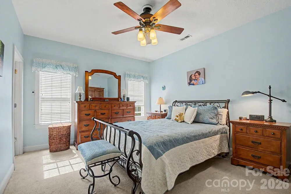 606 Carriage Commons Drive Hendersonville, NC 28791