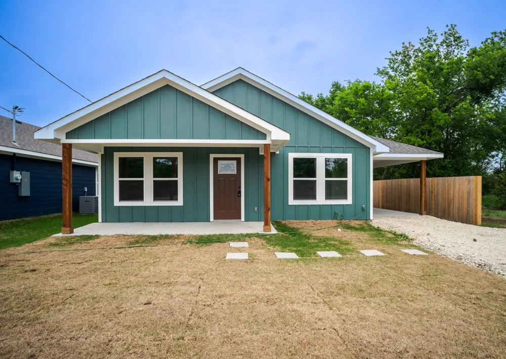 1333 E Palestine Mexia, TX 76667