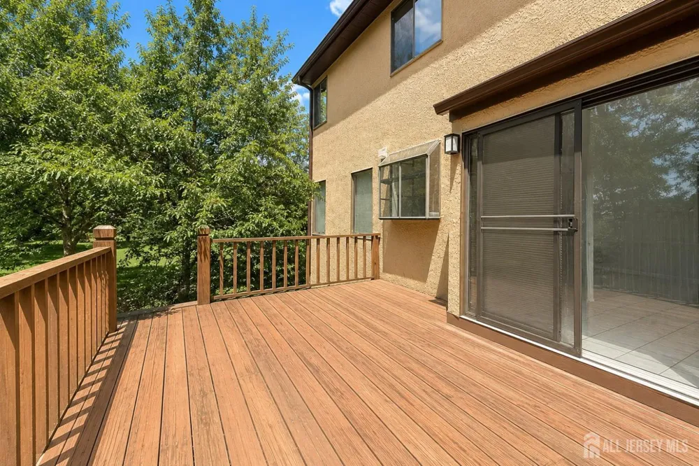 83 Sayre Drive Plainsboro, NJ 08540