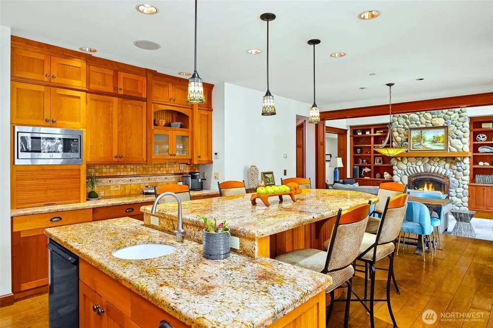 24416 249th Avenue SE Maple Valley, WA 98038