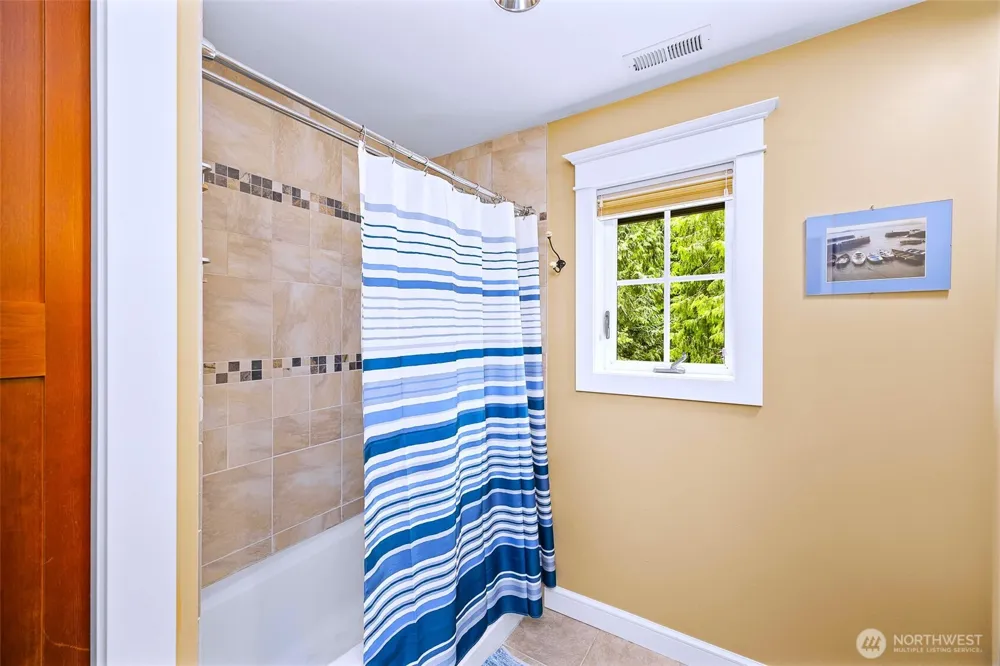 24416 249th Avenue SE Maple Valley, WA 98038