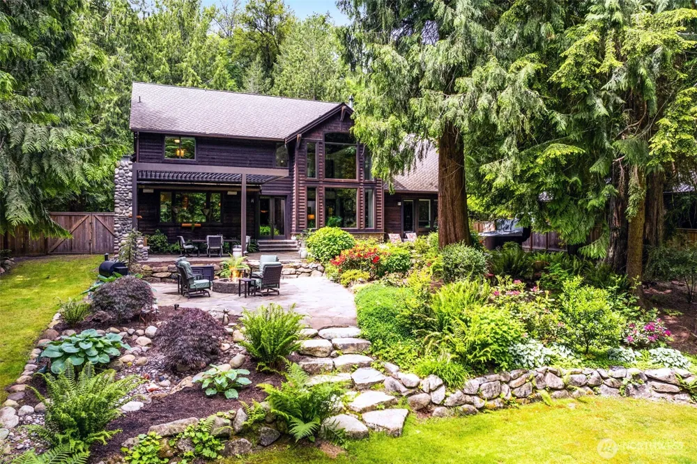 24416 249th Avenue SE Maple Valley, WA 98038