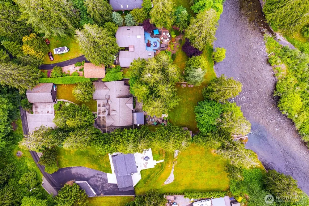 24416 249th Avenue SE Maple Valley, WA 98038