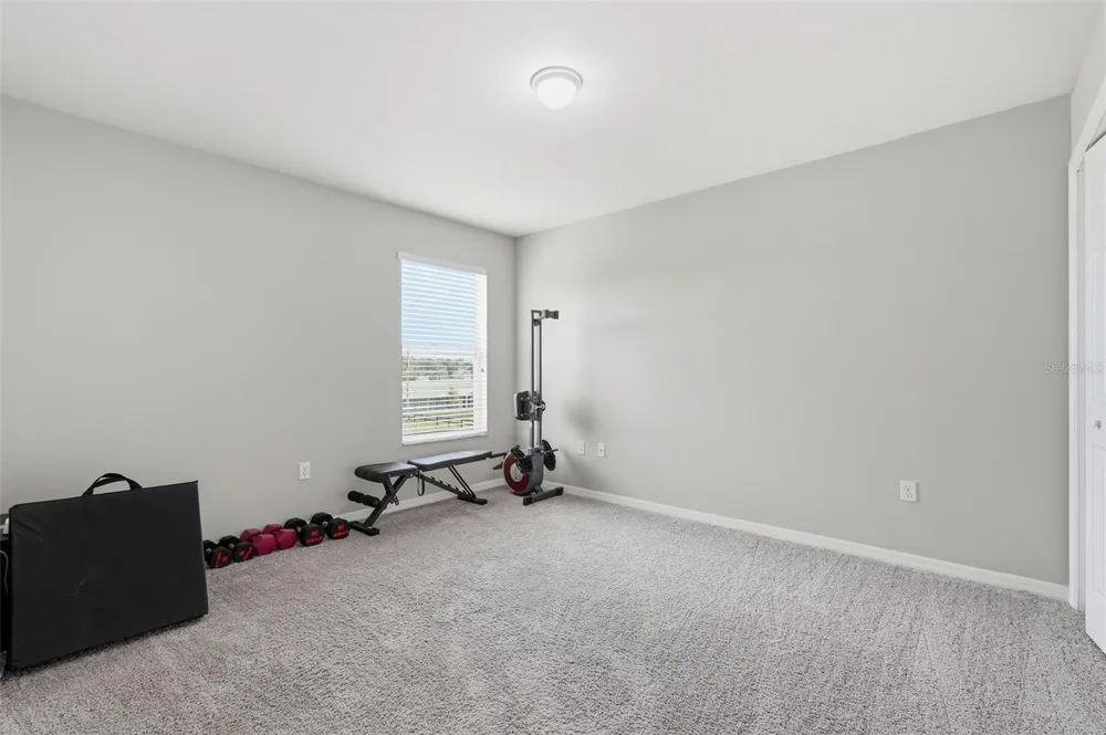 8836 CAMERON CREST DRIVE Tampa, FL 33626