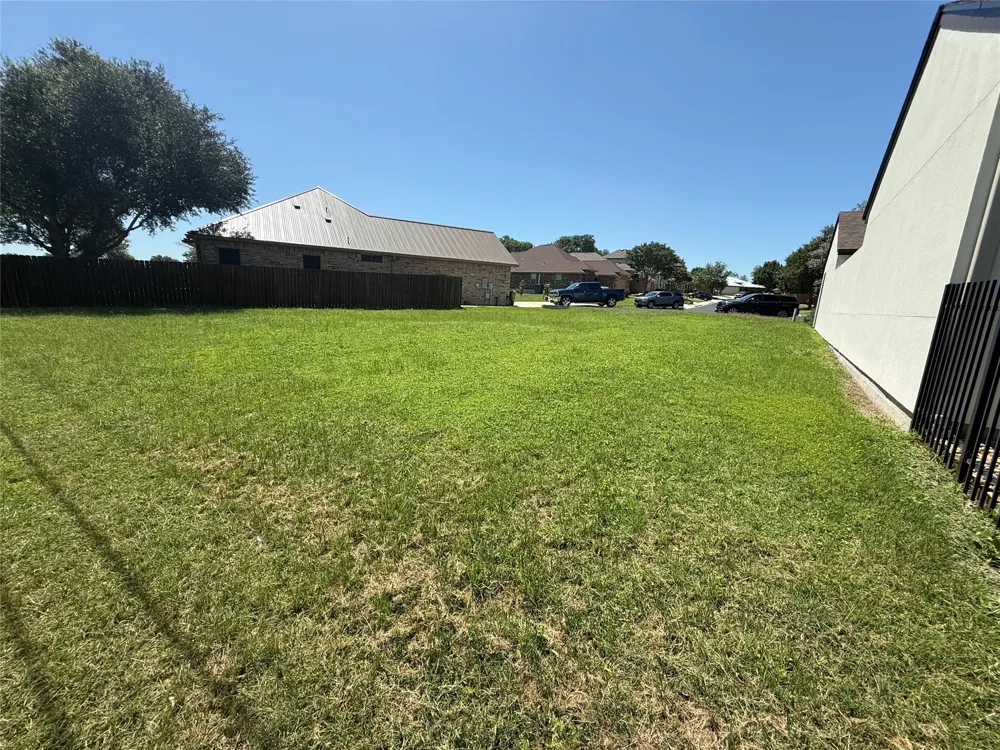 1732 Nordberg Seguin, TX 78155