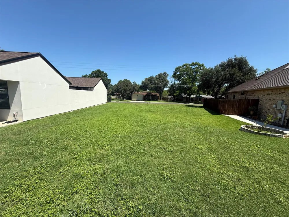 1732 Nordberg Seguin, TX 78155