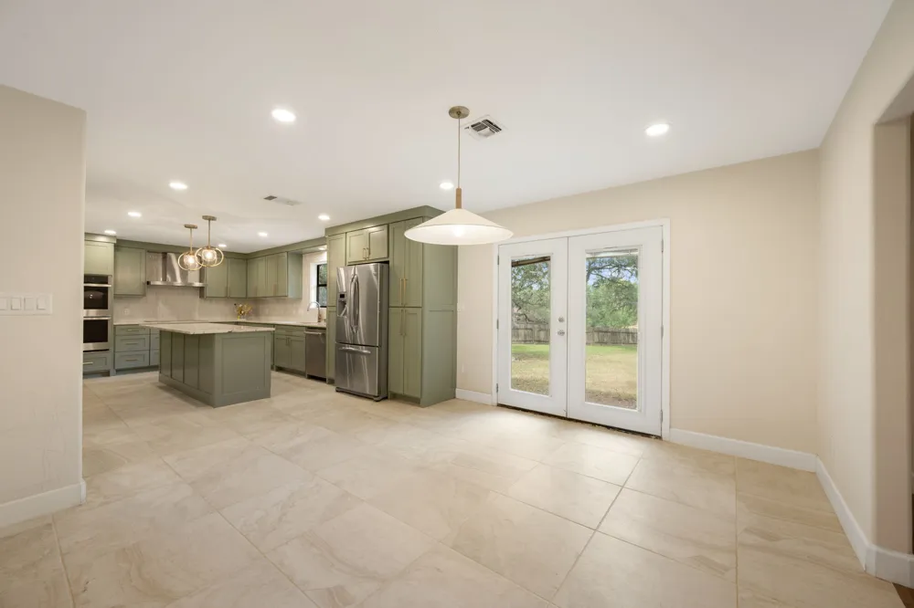 210 Waxwing Drive Buda, TX 78610