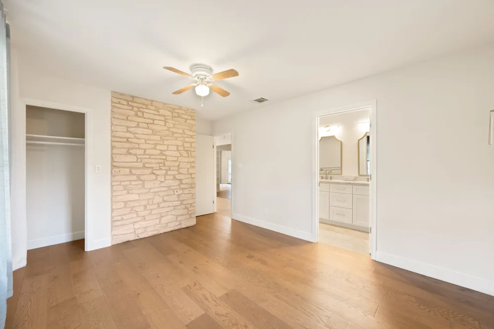 210 Waxwing Drive Buda, TX 78610