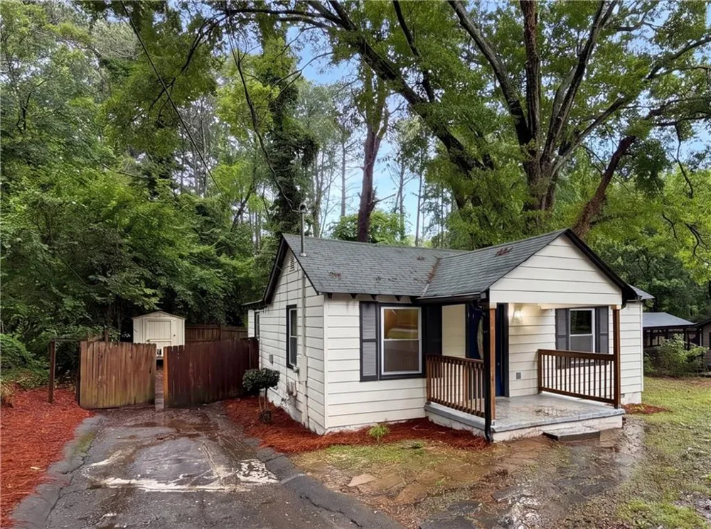 710 Milton Street Scottdale, GA 30079