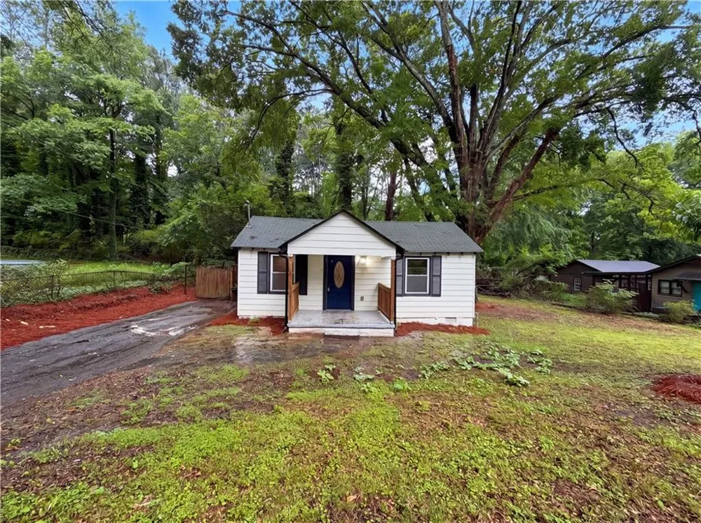 710 Milton Street Scottdale, GA 30079