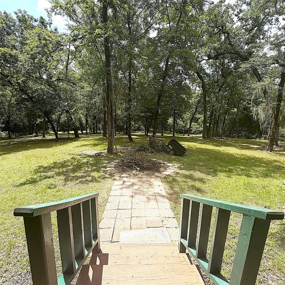 8788 Pr 1215 Centerville, TX 75833