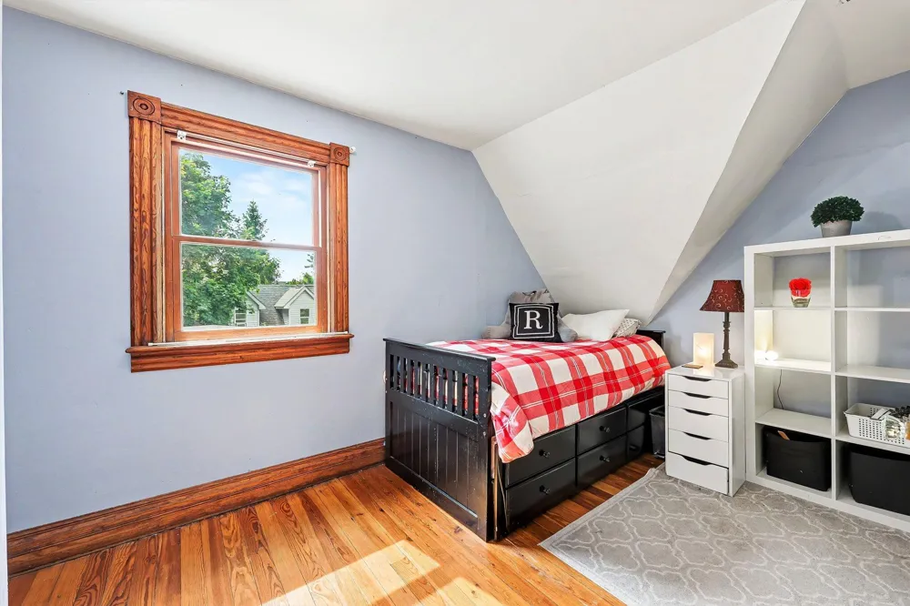 222 Monroe Street Saline City, MI 48176