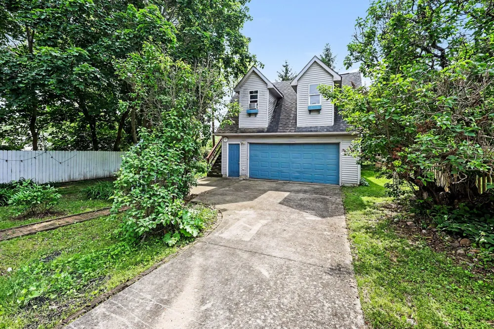 222 Monroe Street Saline City, MI 48176
