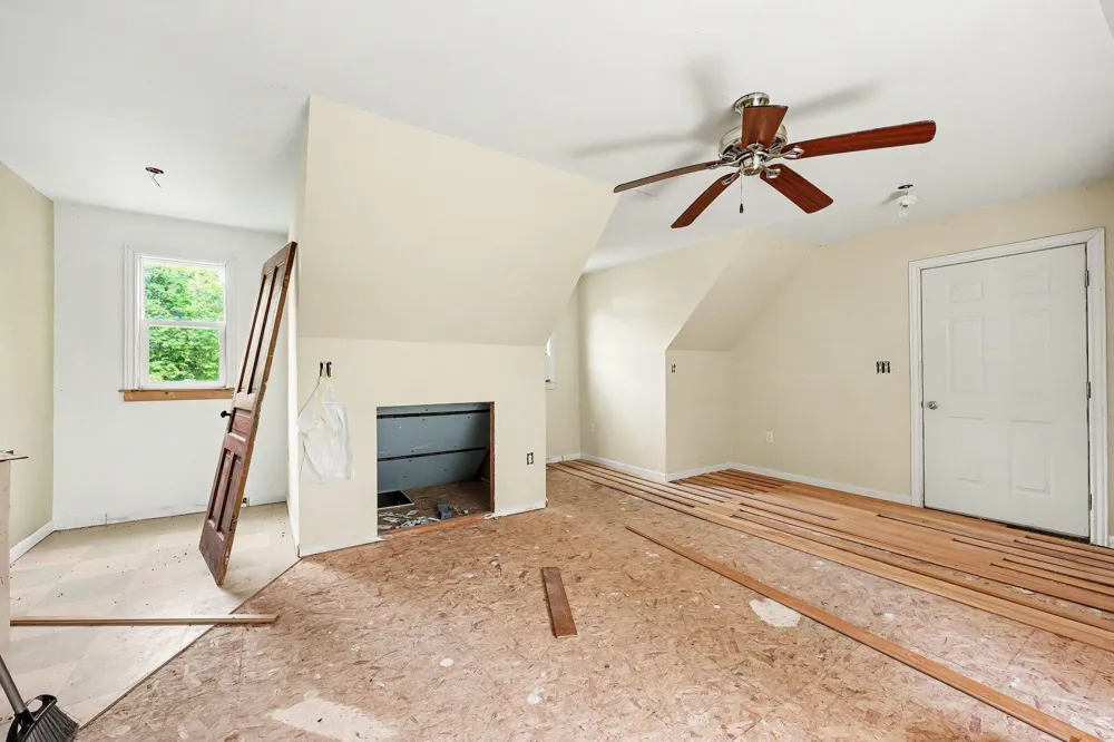 222 Monroe Street Saline City, MI 48176