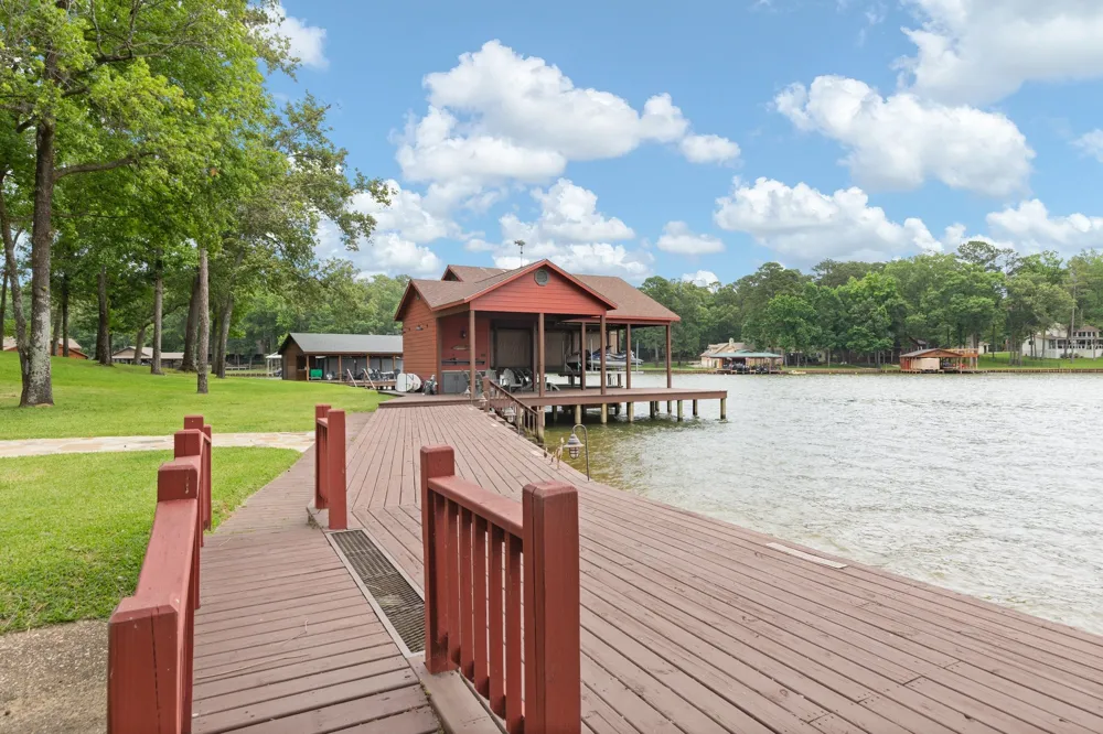 307 King Laurence Court Scroggins, TX 75480