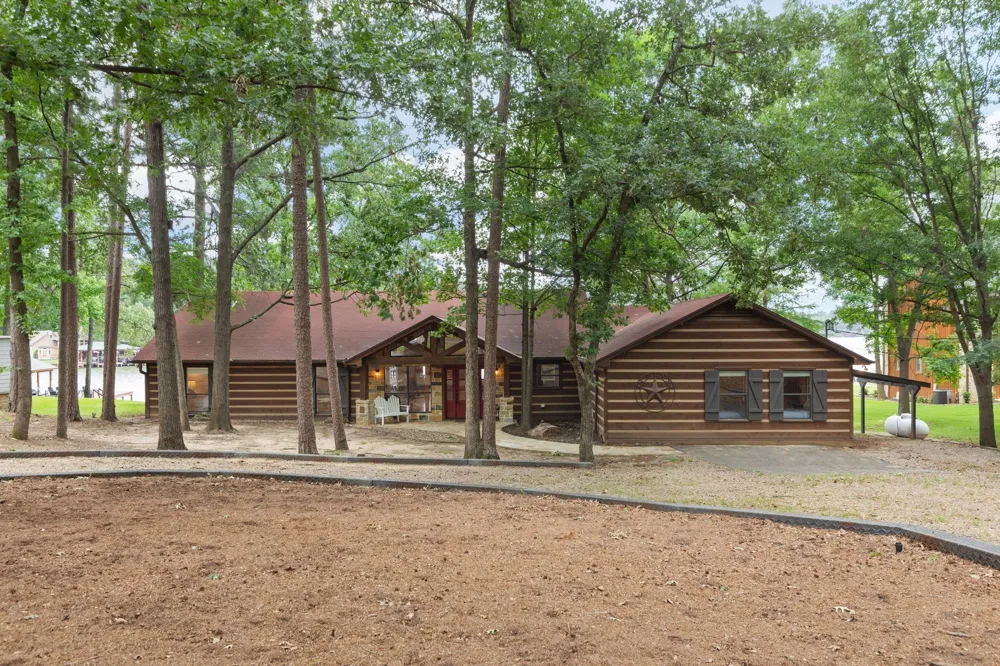 307 King Laurence Court Scroggins, TX 75480