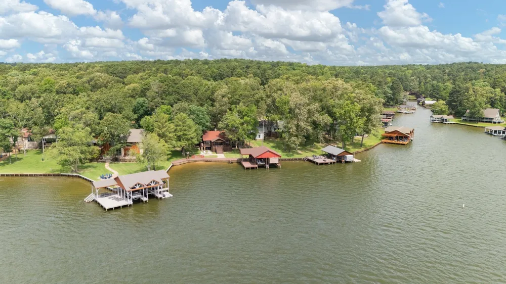 307 King Laurence Court Scroggins, TX 75480
