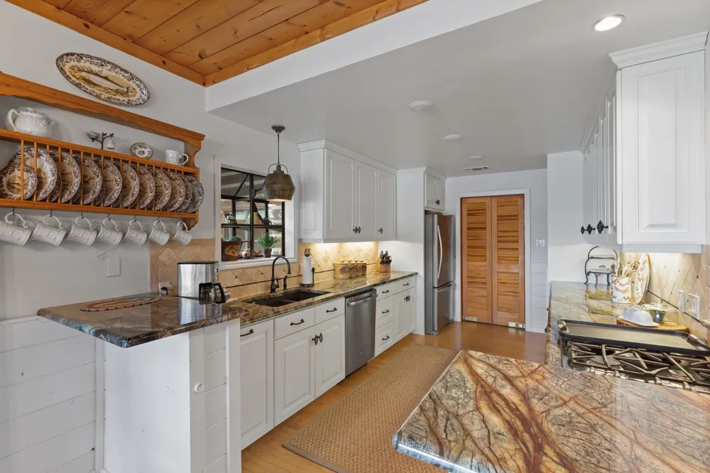 307 King Laurence Court Scroggins, TX 75480