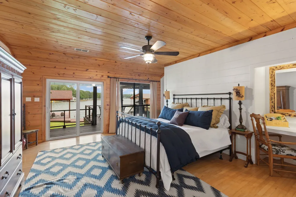 307 King Laurence Court Scroggins, TX 75480