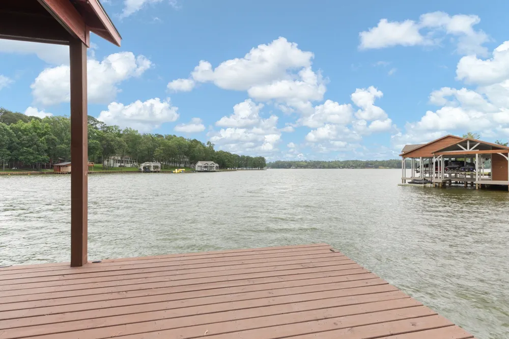 307 King Laurence Court Scroggins, TX 75480