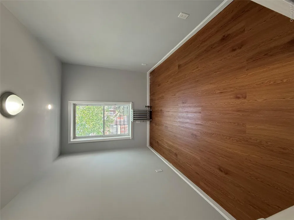 597 E 4th Street #2 Brooklyn, NY 11218