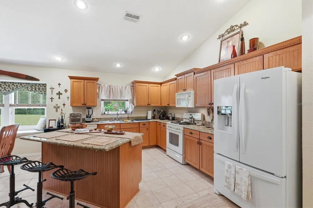 6012 VALLEY SPRING DRIVE Brooksville, FL 34601