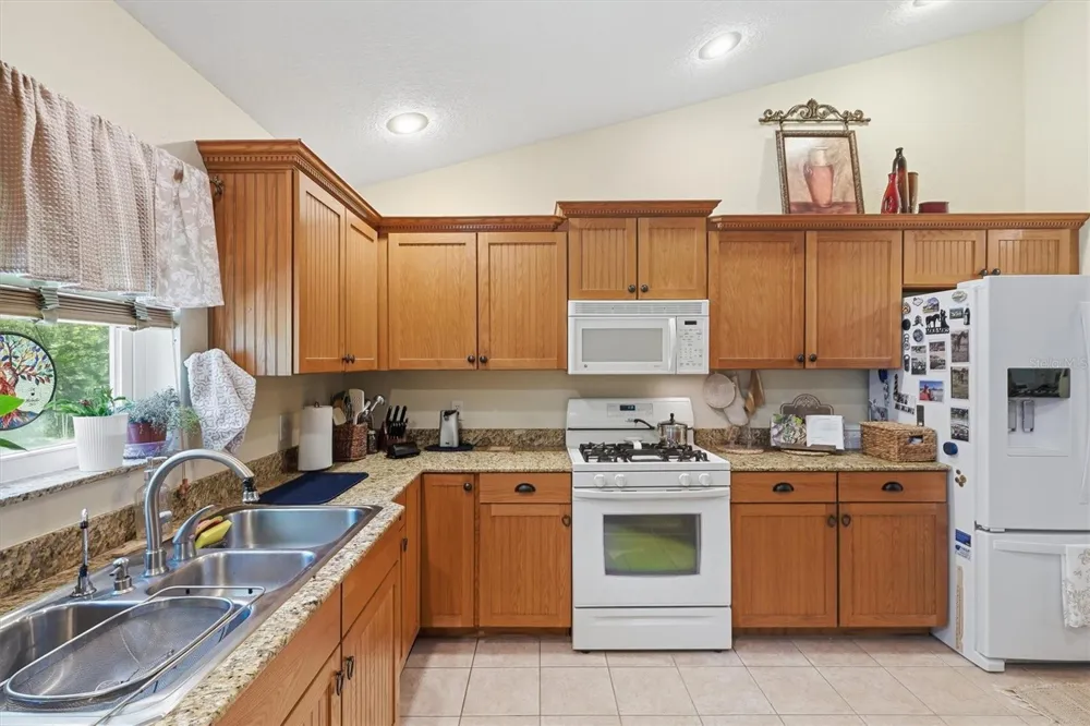 6012 VALLEY SPRING DRIVE Brooksville, FL 34601