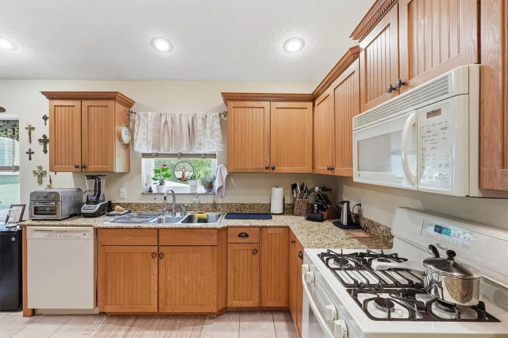 6012 VALLEY SPRING DRIVE Brooksville, FL 34601