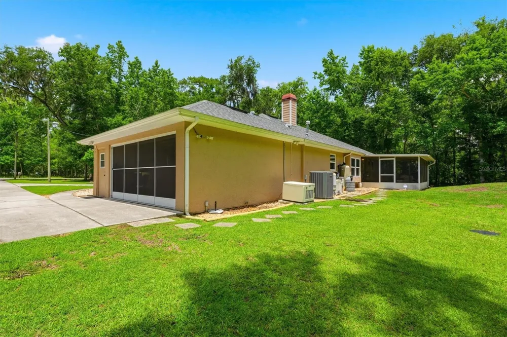 6012 VALLEY SPRING DRIVE Brooksville, FL 34601