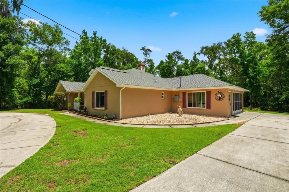 6012 VALLEY SPRING DRIVE Brooksville, FL 34601