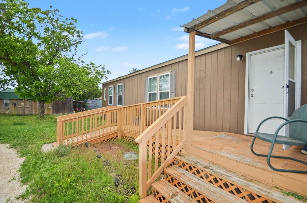 1312 Fm 581 Highway E Lometa, TX 76853