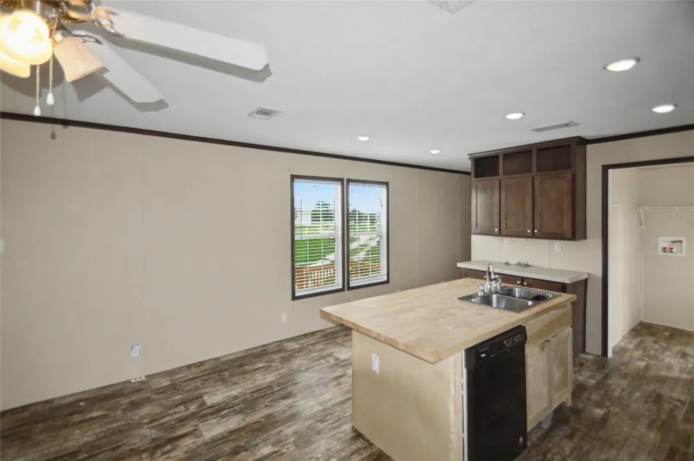 1312 Fm 581 Highway E Lometa, TX 76853