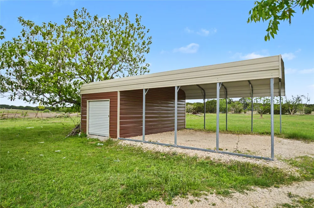 1312 Fm 581 Highway E Lometa, TX 76853