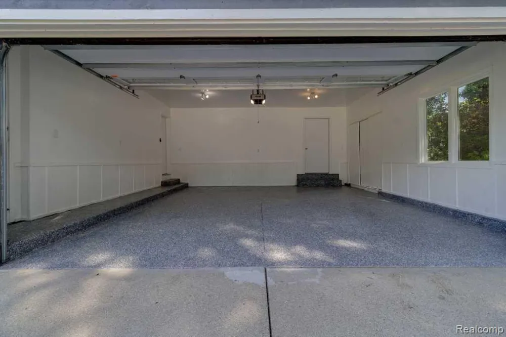 2973 Thorncrest Drive SE Cascade Charter Township, MI 49546