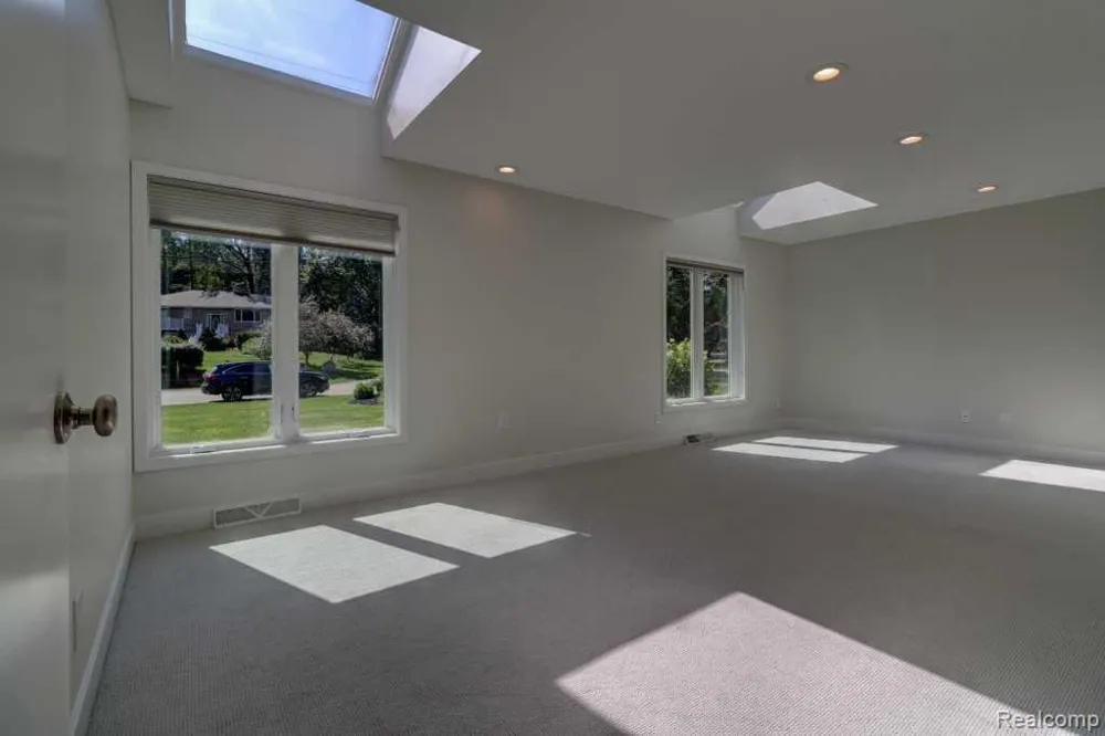 2973 Thorncrest Drive SE Cascade Charter Township, MI 49546
