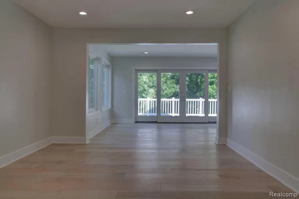 2973 Thorncrest Drive SE Cascade Charter Township, MI 49546