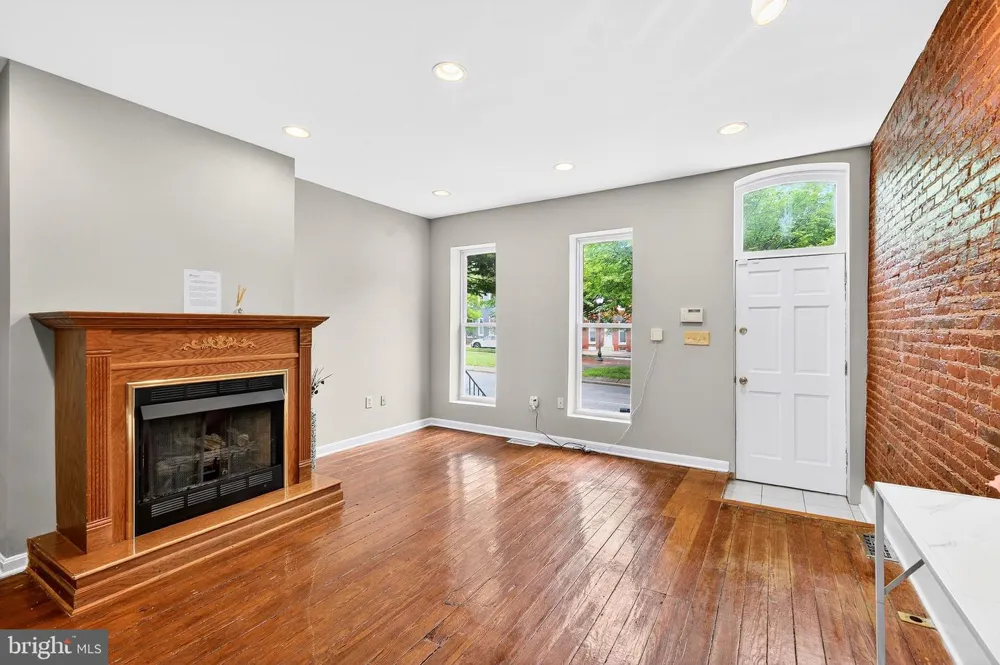 1014 BROADWAY Baltimore, MD 21205