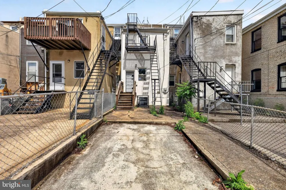 1014 BROADWAY Baltimore, MD 21205