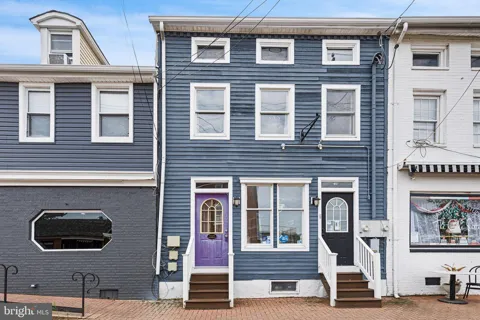 90 CLINTON STREET
