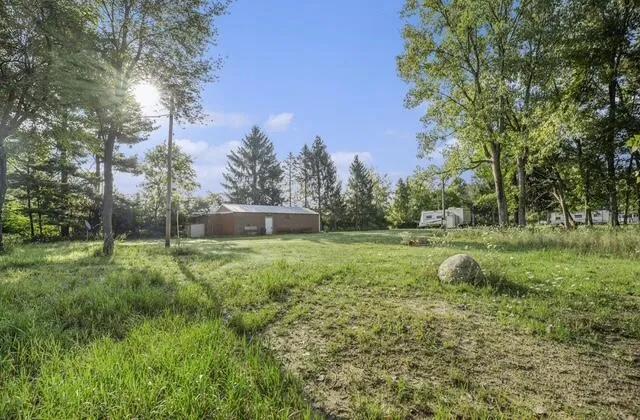 54942 Butcher Road Lawrence, MI 49064