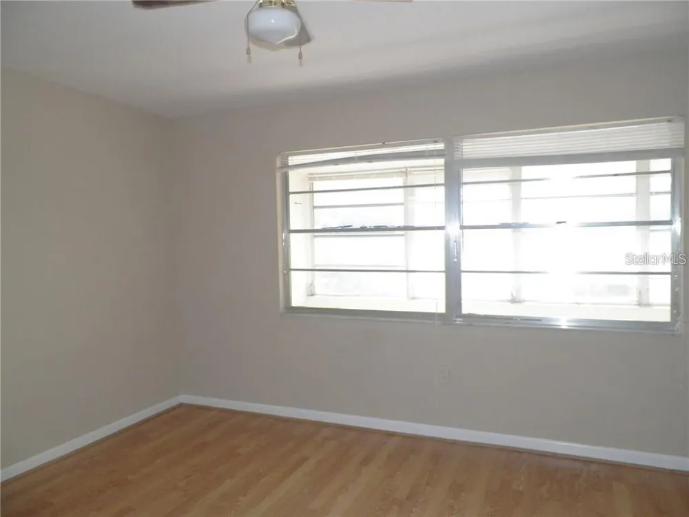 911 WASHINGTON AVENUE #304 Largo, FL 33770