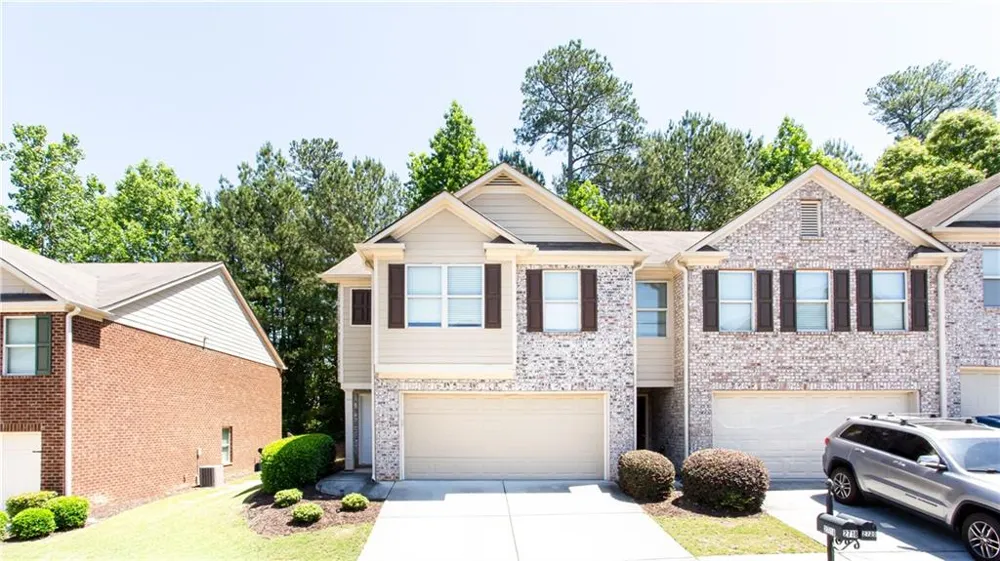 2718 Haynescrest Drive Grayson, GA 30017