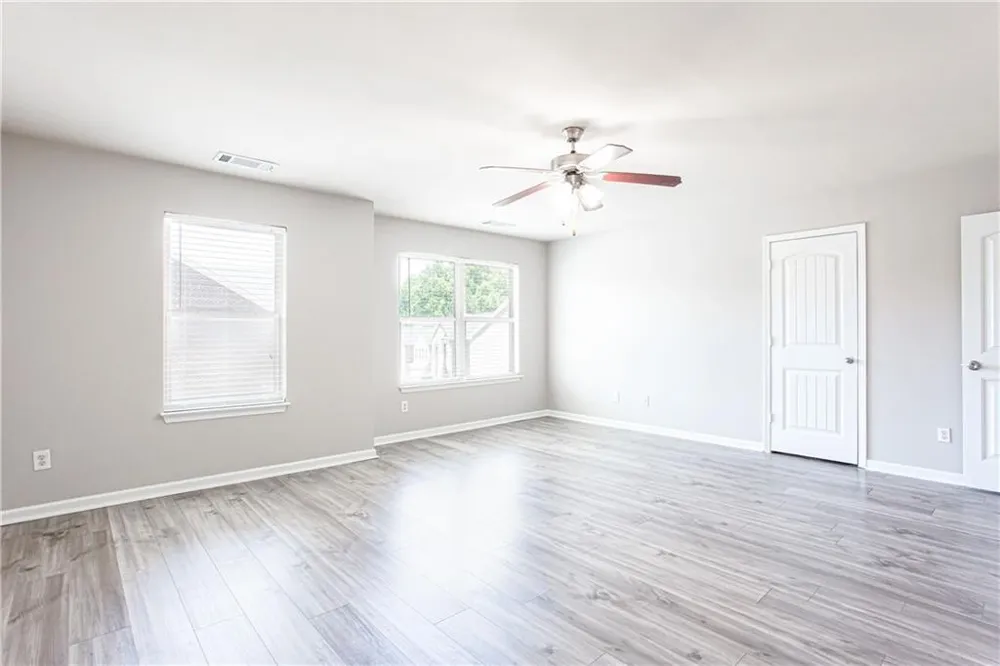 2718 Haynescrest Drive Grayson, GA 30017