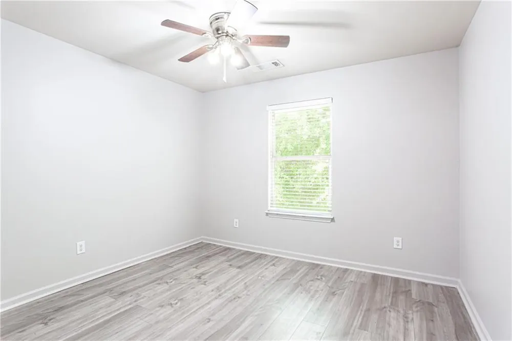 2718 Haynescrest Drive Grayson, GA 30017