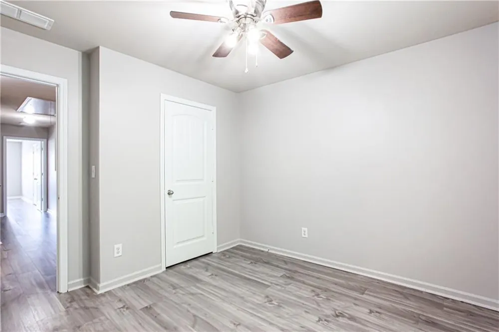 2718 Haynescrest Drive Grayson, GA 30017