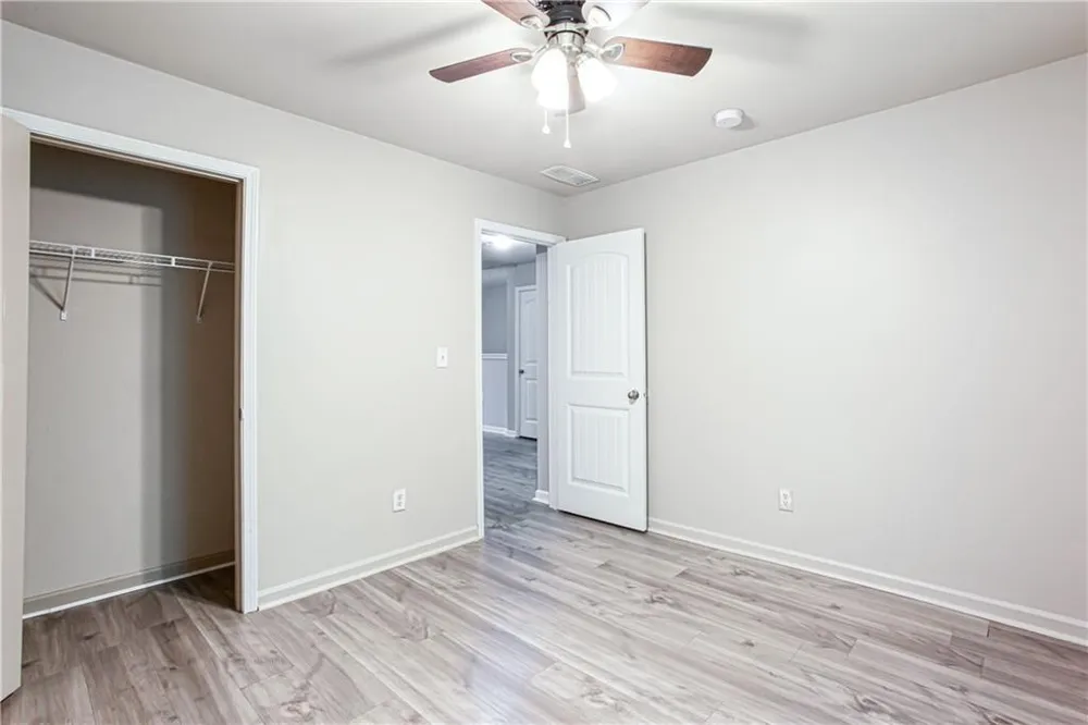 2718 Haynescrest Drive Grayson, GA 30017